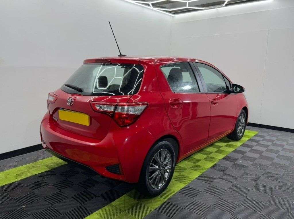 2018 TOYOTA YARIS 2018 TOYOTA YARIS