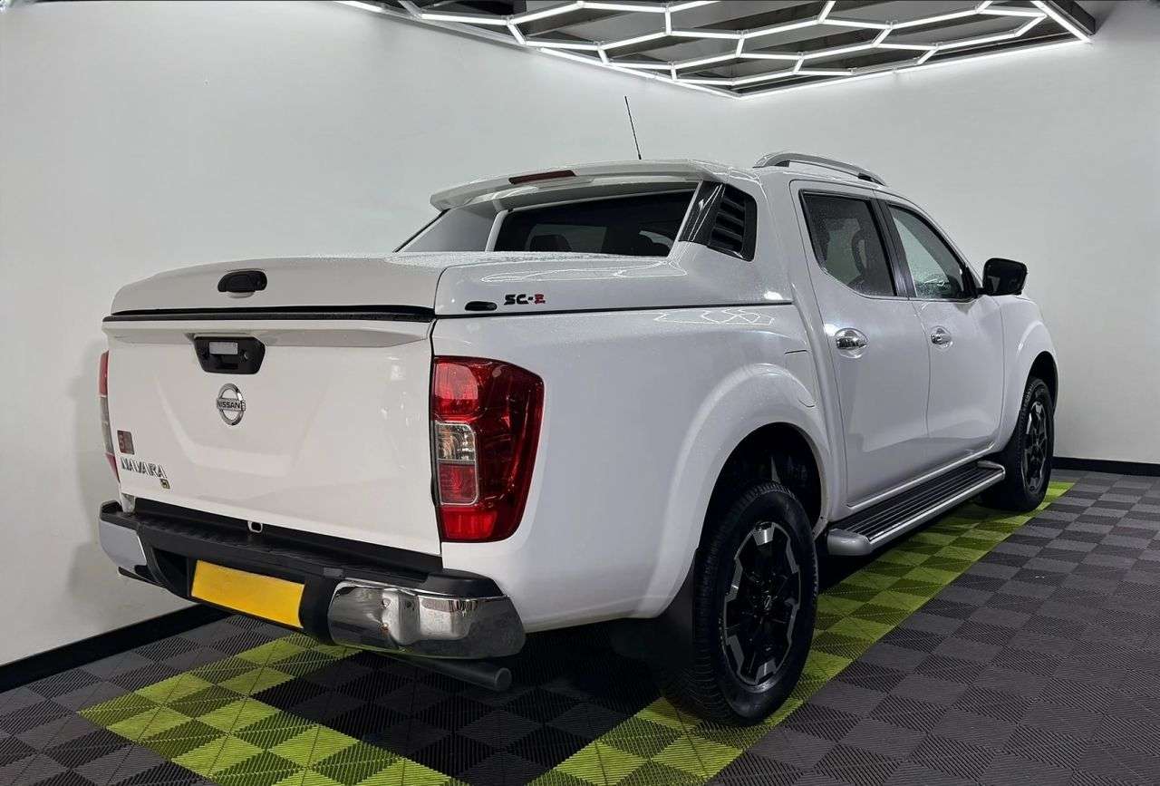 A 2019 NISSAN NAVARA 2.3 dCi Tekna Pickup Double Cab 4dr Diesel Auto 4WD Euro 6 (190 ps) A 2019 NISSAN NAVARA 2.3 dCi Tekna Pickup Double Cab 4dr Diesel Auto 4WD Euro 6 (190 ps)