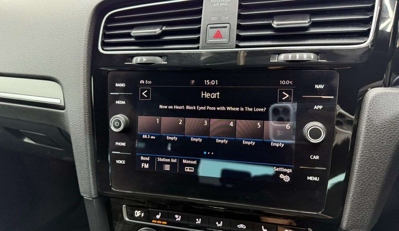 2017 VOLKSWAGEN GOLF 2017 VOLKSWAGEN GOLF