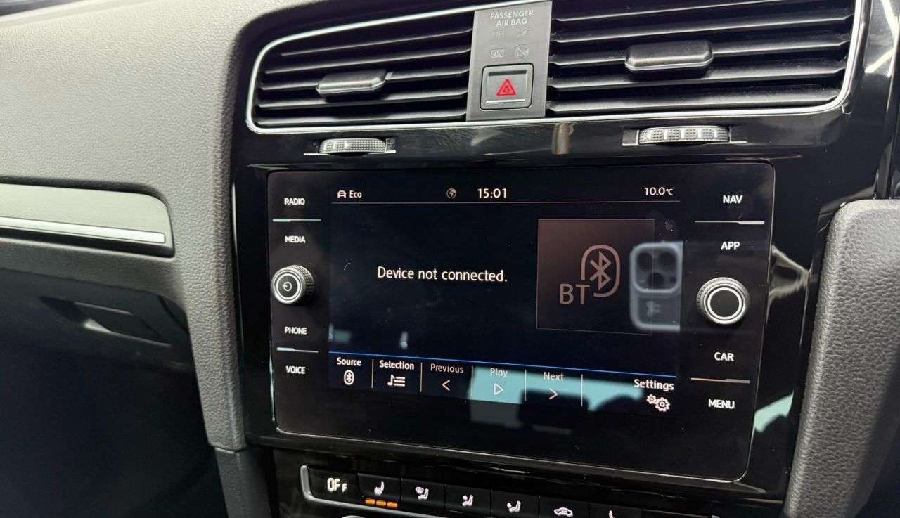 2017 VOLKSWAGEN GOLF 2017 VOLKSWAGEN GOLF