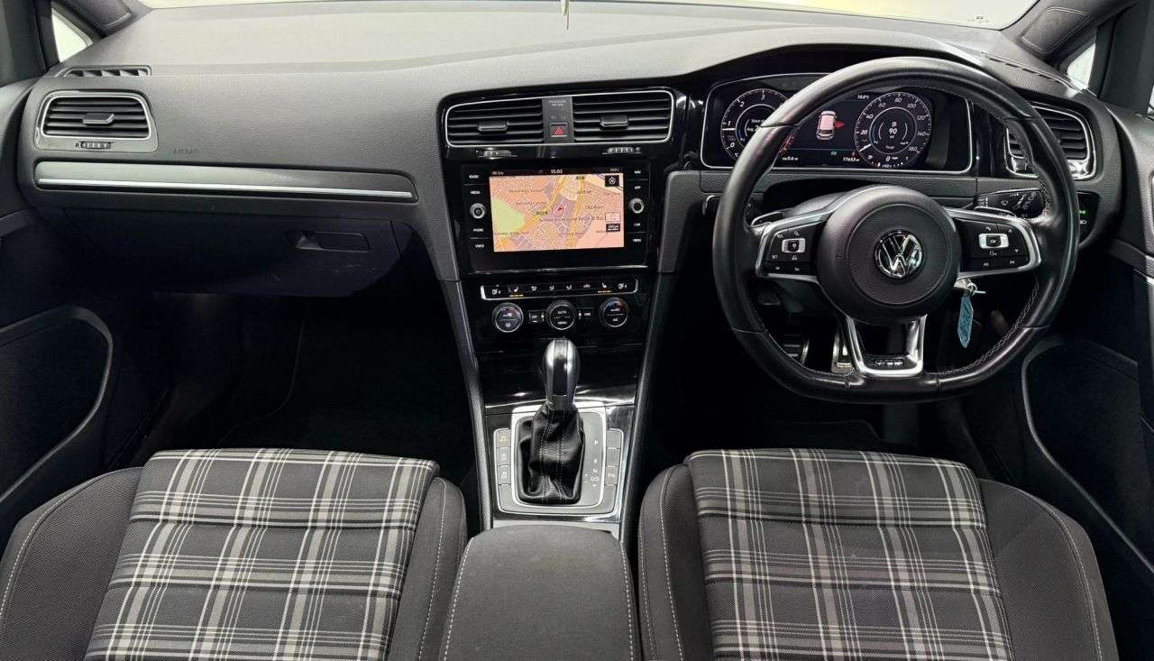 2017 VOLKSWAGEN GOLF 2017 VOLKSWAGEN GOLF
