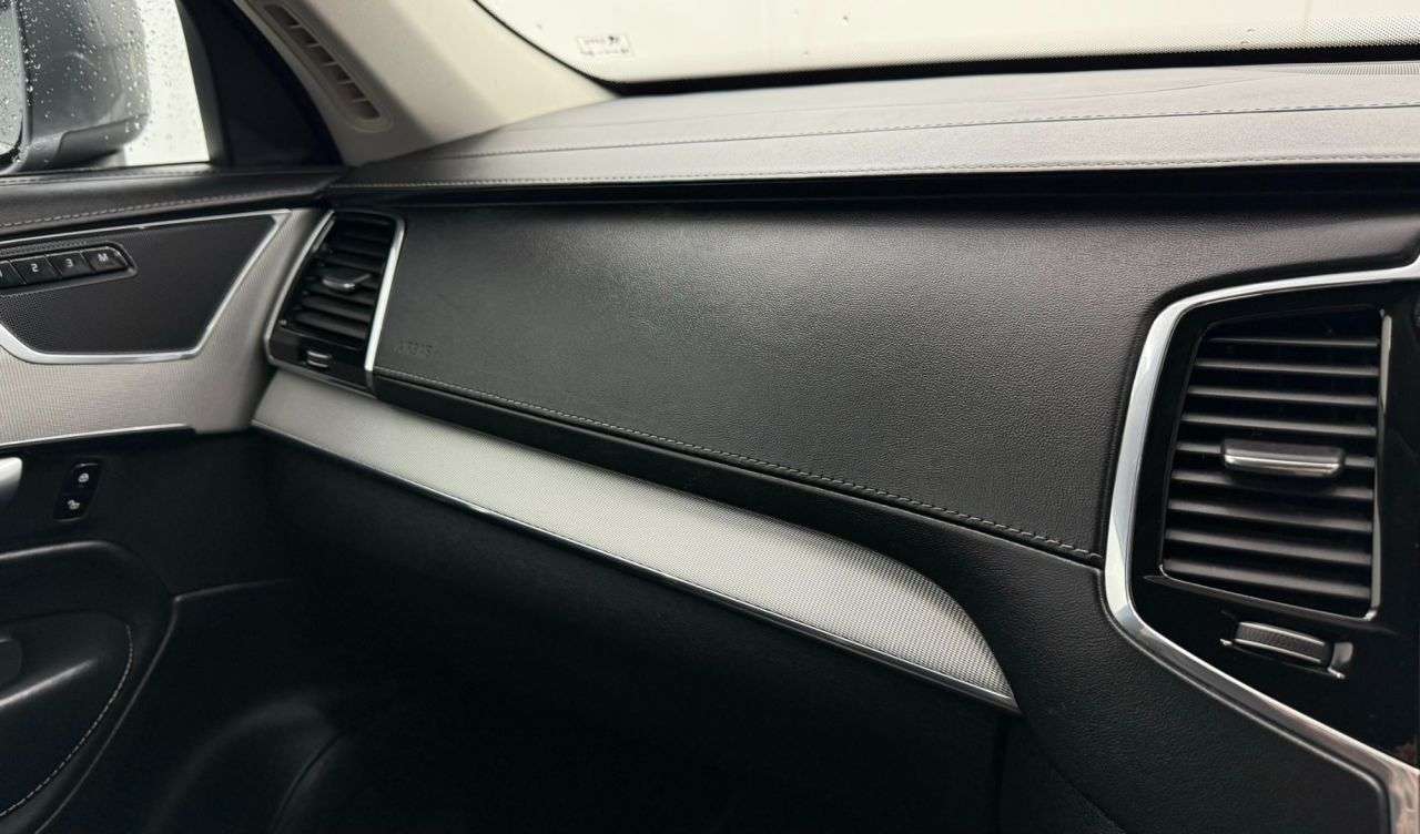 2017 VOLVO XC90 2017 VOLVO XC90
