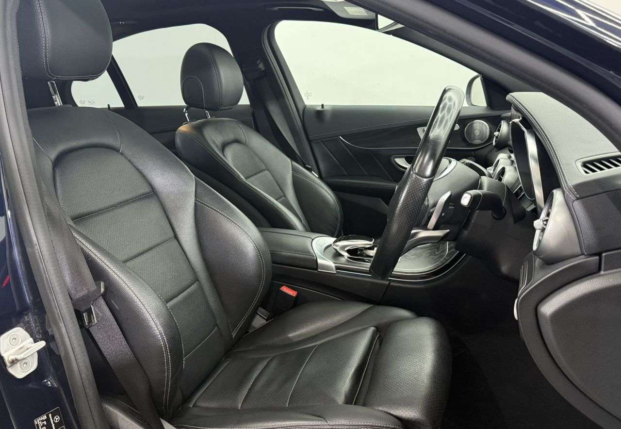 null MERCEDES-BENZ C-CLASS null MERCEDES-BENZ C-CLASS