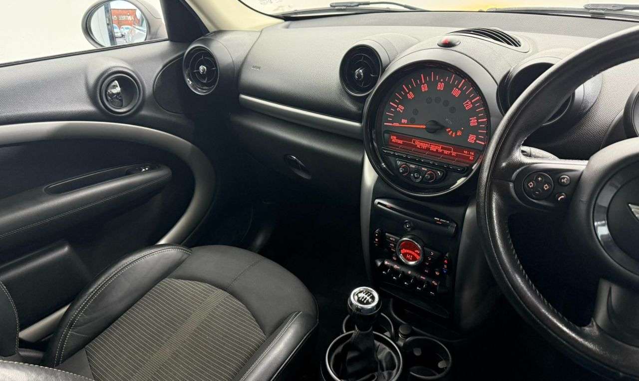 2016 MINI COUNTRYMAN 2016 MINI COUNTRYMAN