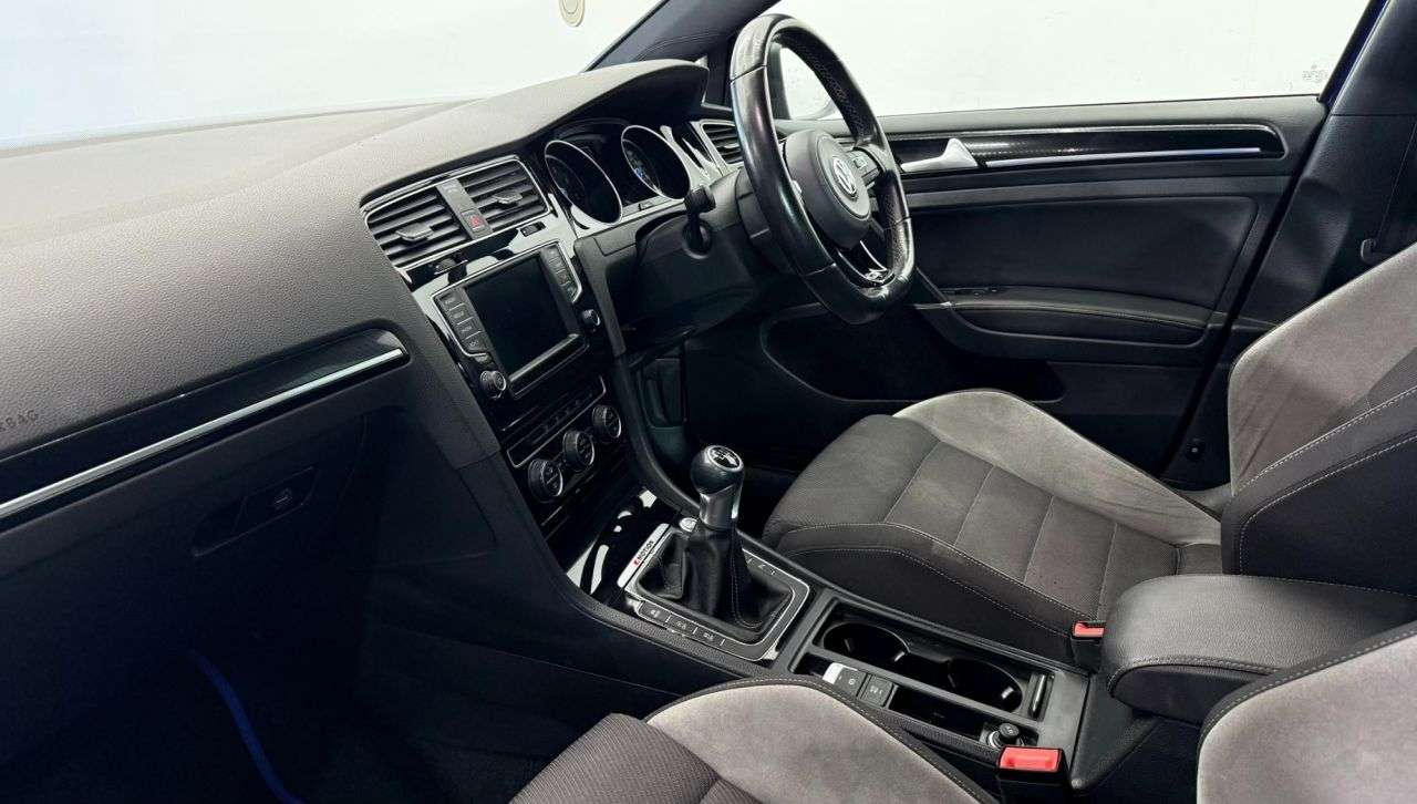 2015 VOLKSWAGEN GOLF 2015 VOLKSWAGEN GOLF