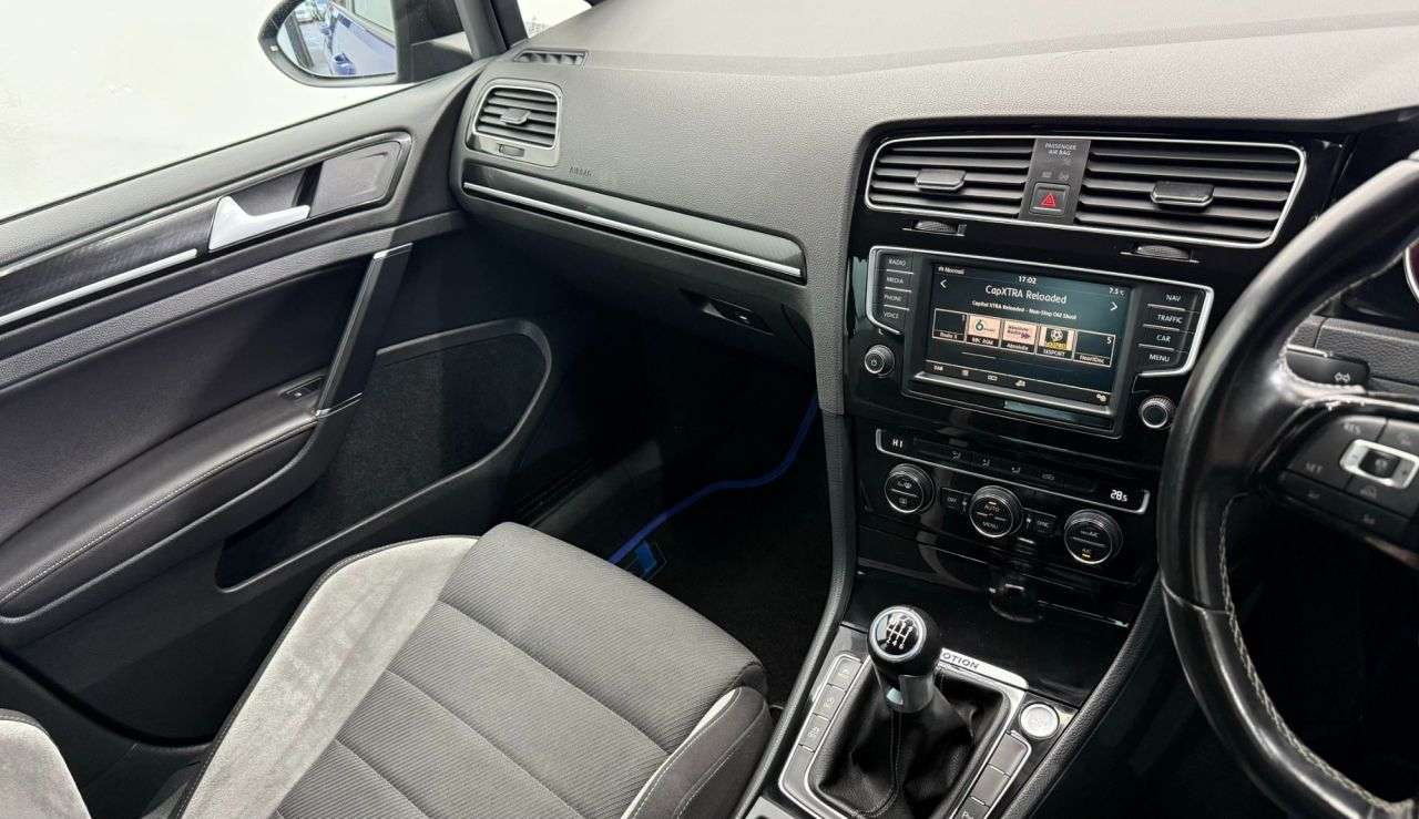 2015 VOLKSWAGEN GOLF 2015 VOLKSWAGEN GOLF