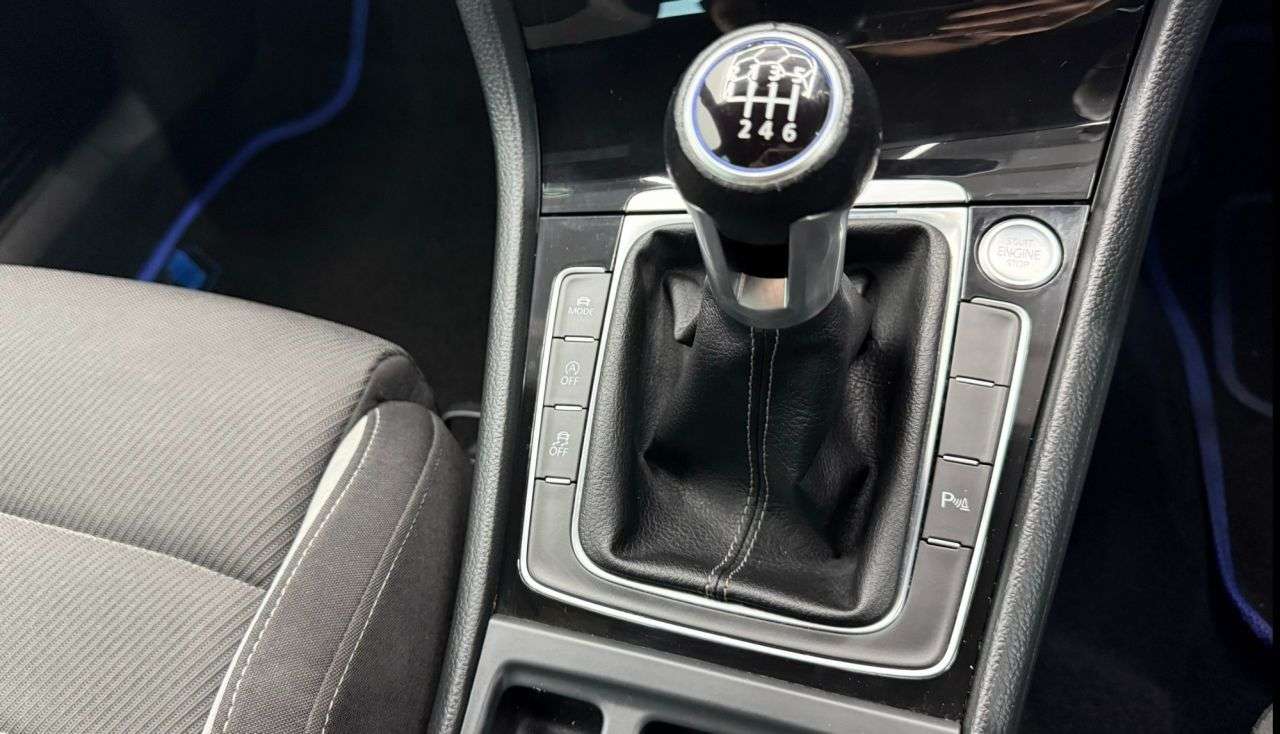 2015 VOLKSWAGEN GOLF 2015 VOLKSWAGEN GOLF