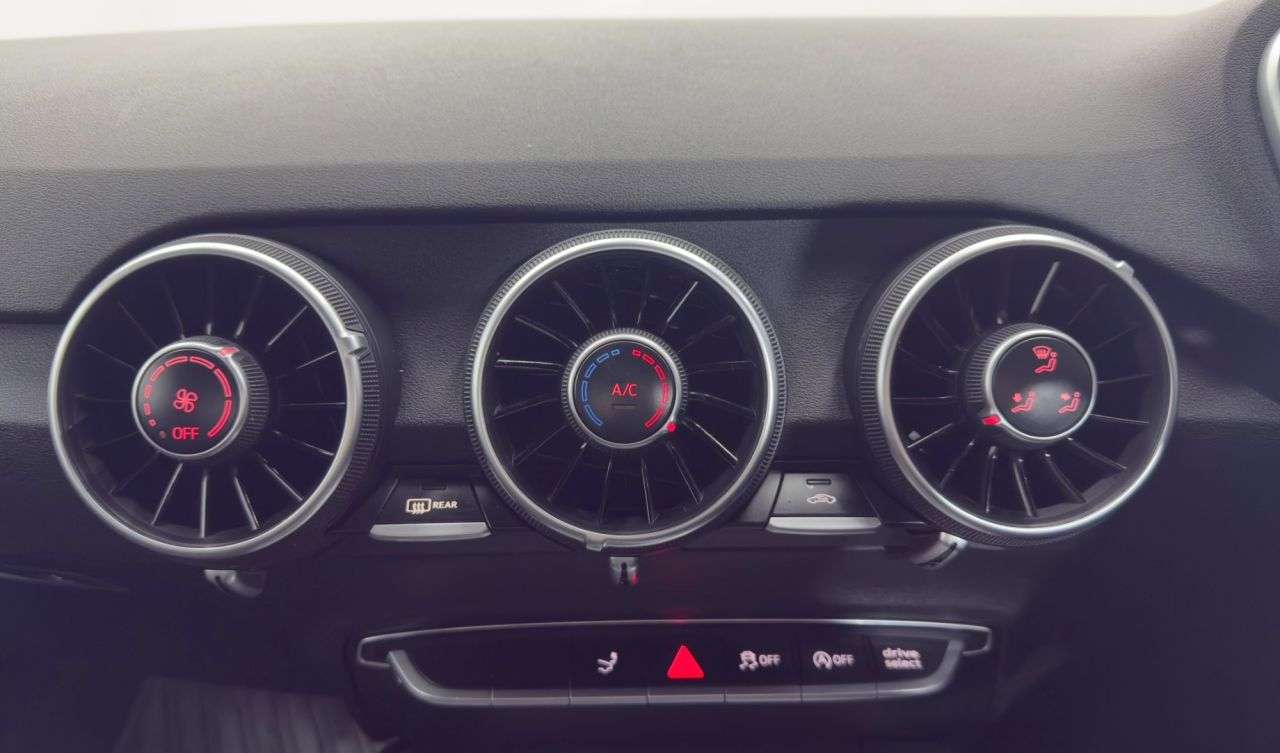 2015 AUDI TT 2015 AUDI TT