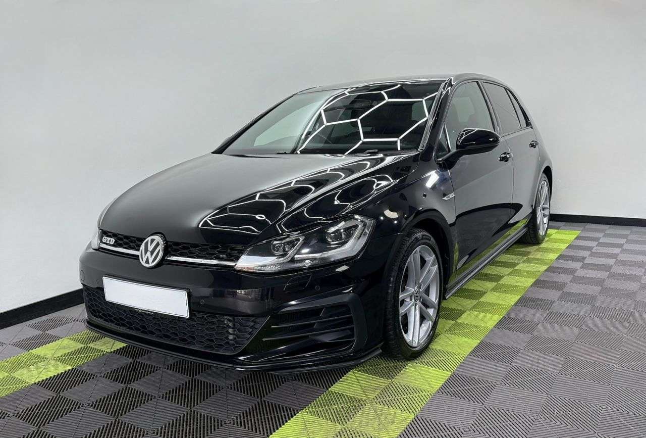 2017 VOLKSWAGEN GOLF 2017 VOLKSWAGEN GOLF