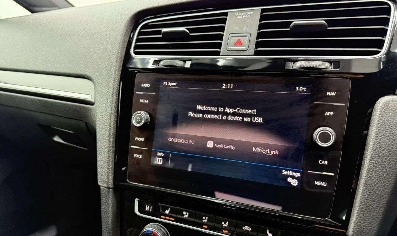 2017 VOLKSWAGEN GOLF 2017 VOLKSWAGEN GOLF