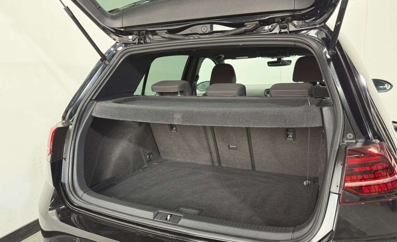 2017 VOLKSWAGEN GOLF 2017 VOLKSWAGEN GOLF