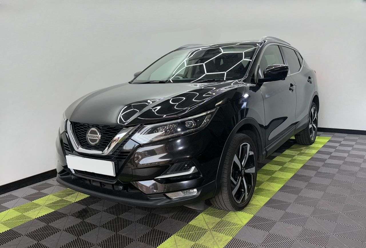 A 2018 NISSAN QASHQAI 1.6 dCi Tekna SUV 5dr Diesel Manual Euro 6 (s/s) (130 ps) A 2018 NISSAN QASHQAI 1.6 dCi Tekna SUV 5dr Diesel Manual Euro 6 (s/s) (130 ps)