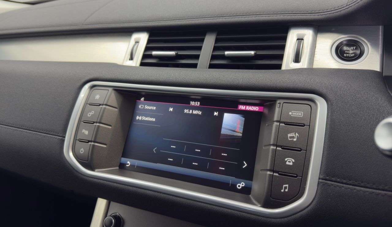 2017 LAND ROVER RANGE ROVER EVOQUE 2017 LAND ROVER RANGE ROVER EVOQUE