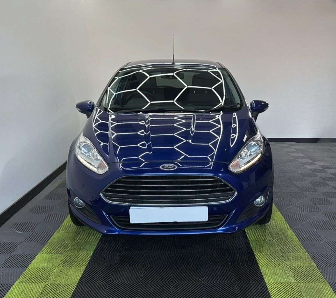 A 2015 FORD FIESTA 1.5 TDCi Titanium Hatchback 5dr Diesel Manual Euro 5 (75 ps) A 2015 FORD FIESTA 1.5 TDCi Titanium Hatchback 5dr Diesel Manual Euro 5 (75 ps)
