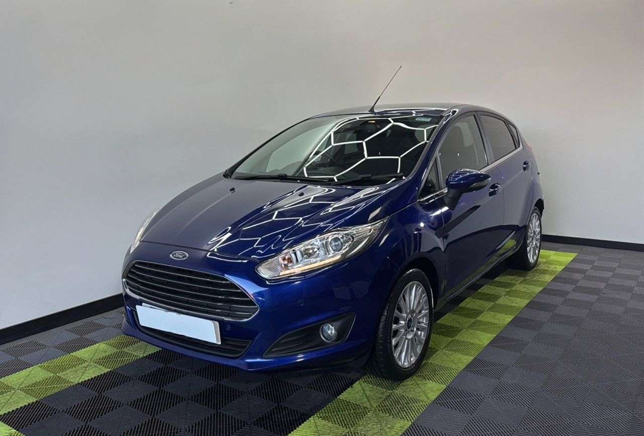 A 2015 FORD FIESTA 1.5 TDCi Titanium Hatchback 5dr Diesel Manual Euro 5 (75 ps) A 2015 FORD FIESTA 1.5 TDCi Titanium Hatchback 5dr Diesel Manual Euro 5 (75 ps)