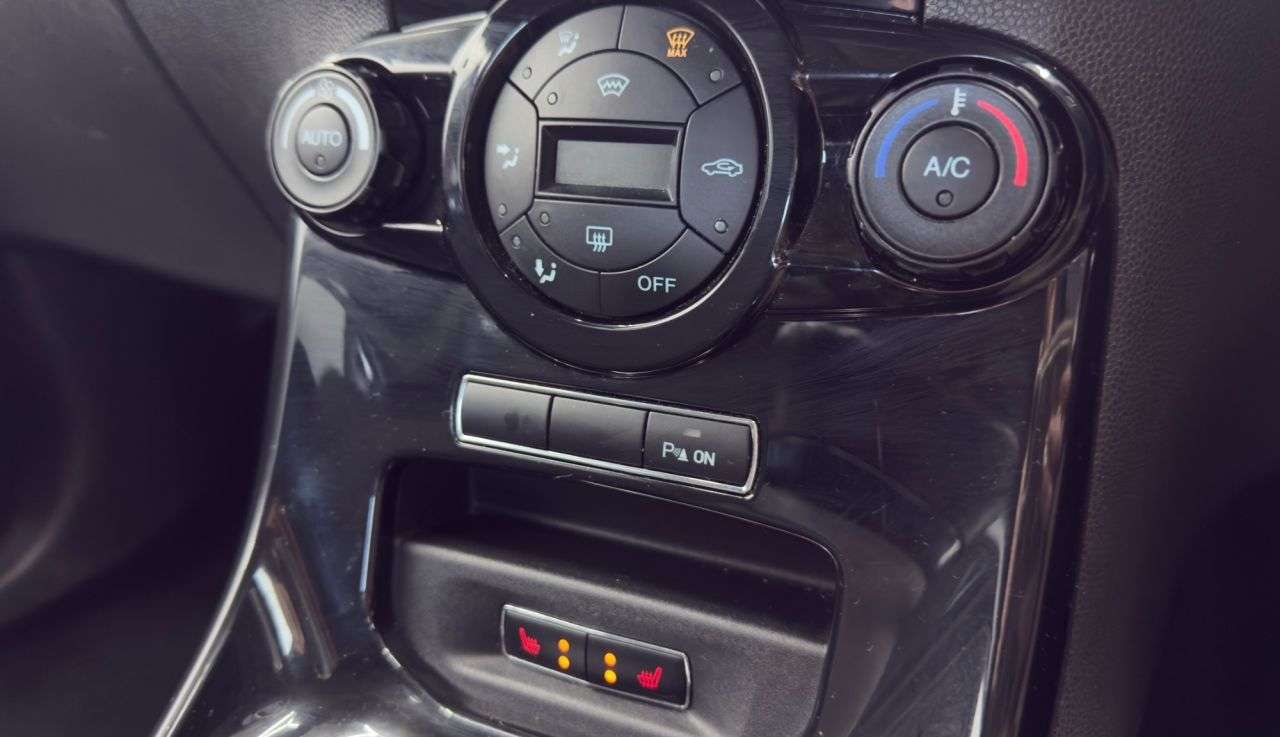 2015 FORD FIESTA 2015 FORD FIESTA