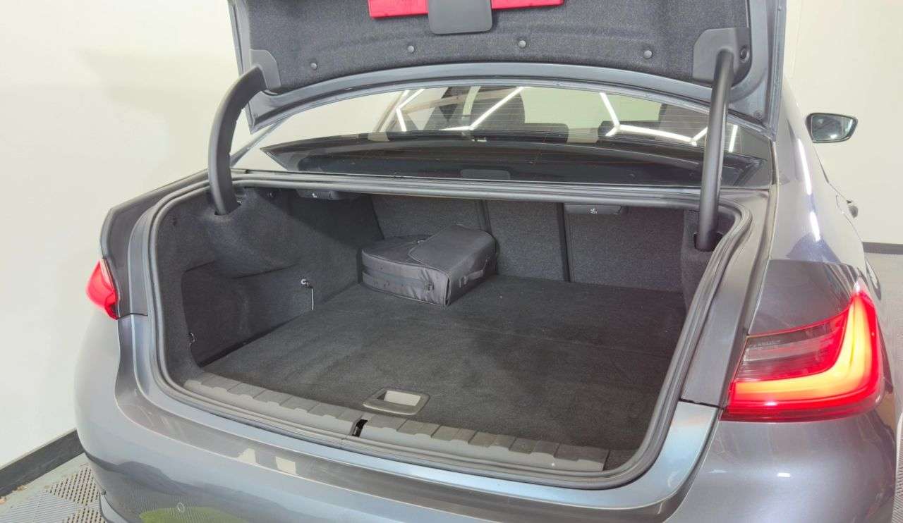 2021 BMW 3 SERIES 2021 BMW 3 SERIES