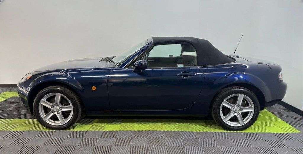 2008 MAZDA MX-5 2008 MAZDA MX-5