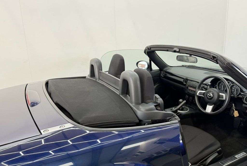 2008 MAZDA MX-5 2008 MAZDA MX-5