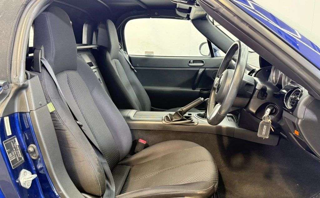 2008 MAZDA MX-5 2008 MAZDA MX-5