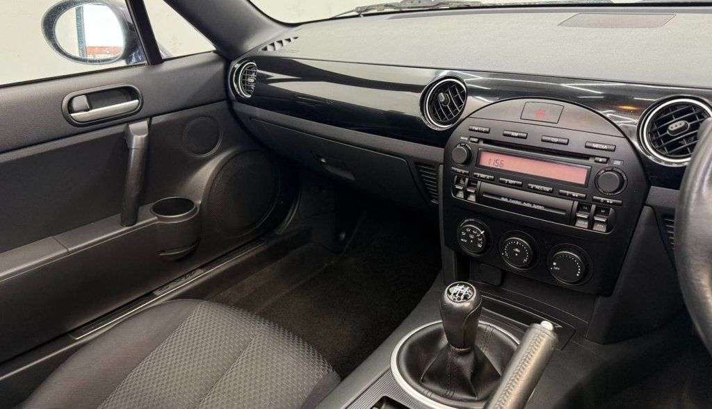 2008 MAZDA MX-5 2008 MAZDA MX-5