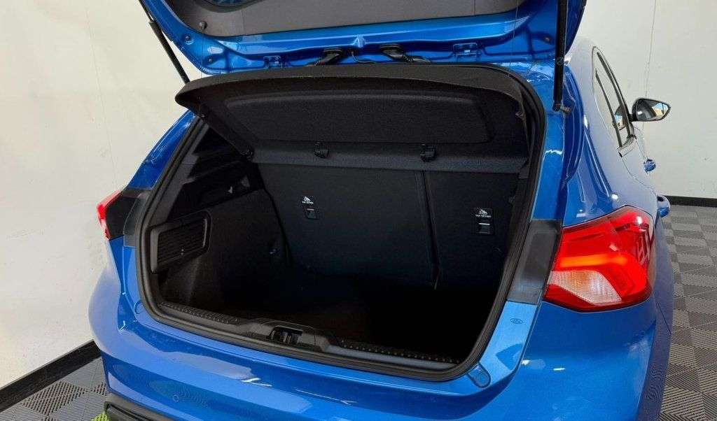 2021 FORD FOCUS 2021 FORD FOCUS