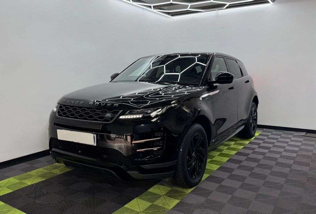 A 2021 LAND ROVER RANGE ROVER EVOQUE 2.0 D200 MHEV R-Dynamic S SUV 5dr Diesel Auto 4WD Euro 6 (s/s) (204 ps) A 2021 LAND ROVER RANGE ROVER EVOQUE 2.0 D200 MHEV R-Dynamic S SUV 5dr Diesel Auto 4WD Euro 6 (s/s) (204 ps)