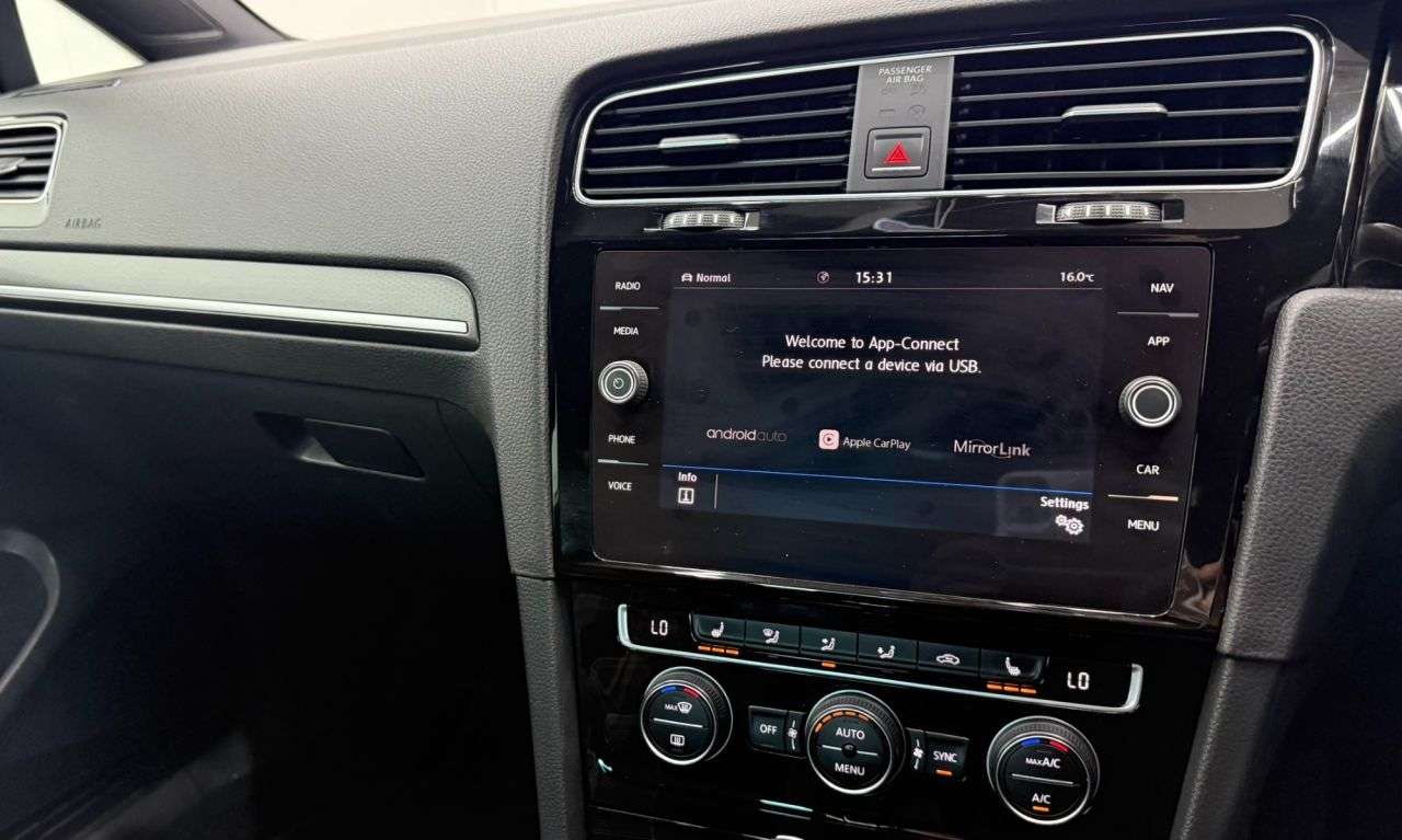 2018 VOLKSWAGEN GOLF 2018 VOLKSWAGEN GOLF