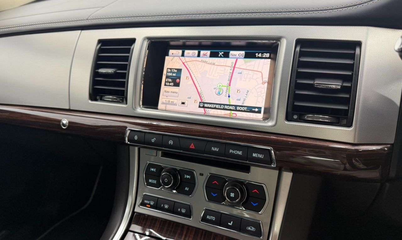 2015 JAGUAR XF 2015 JAGUAR XF