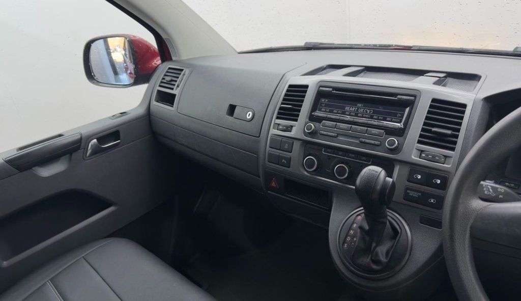 2015 VOLKSWAGEN TRANSPORTER SHUTTLE 2015 VOLKSWAGEN TRANSPORTER SHUTTLE