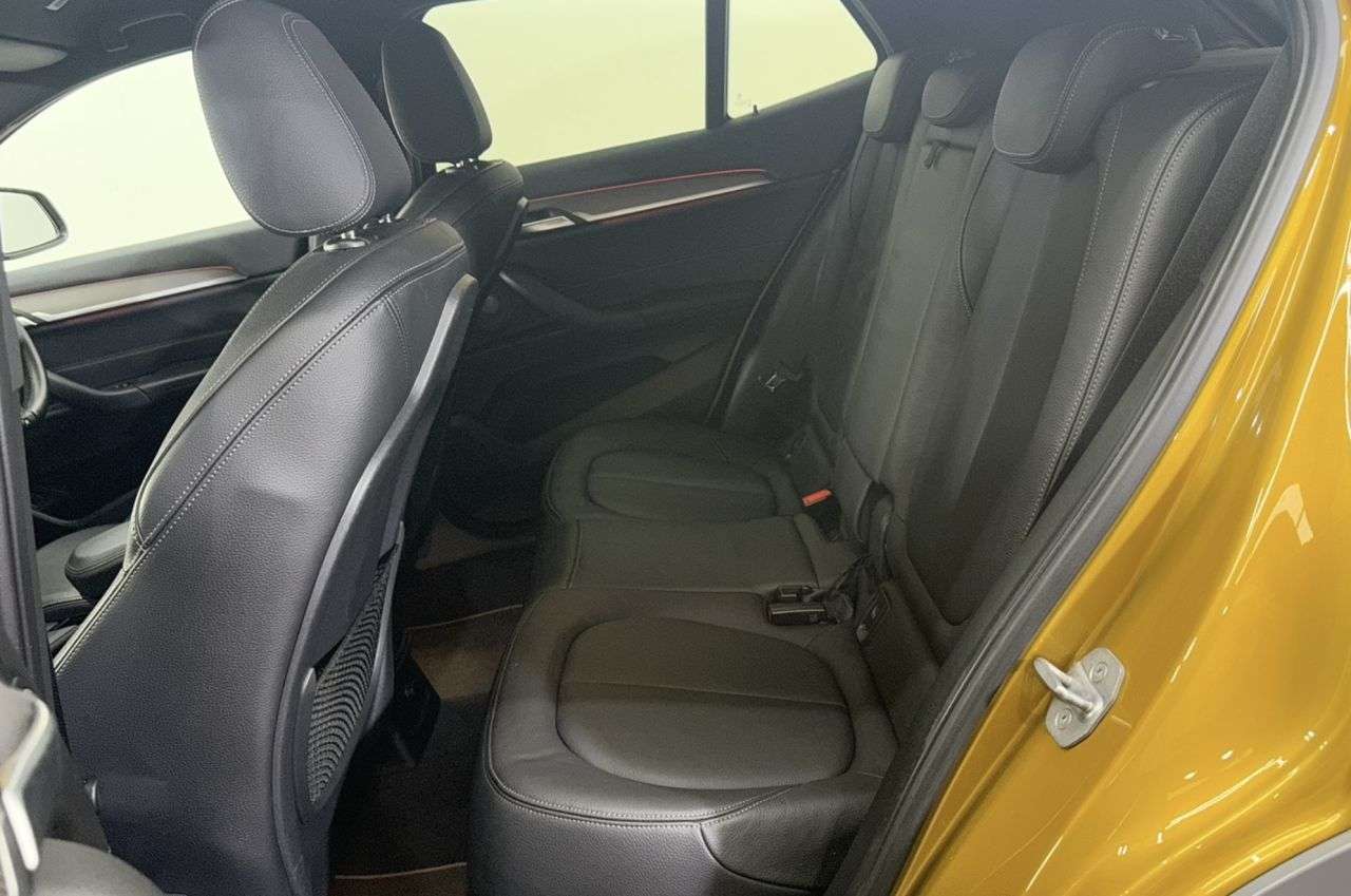 null BMW X2 null BMW X2