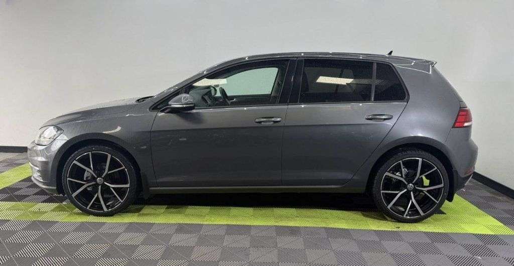 2017 VOLKSWAGEN GOLF 2017 VOLKSWAGEN GOLF