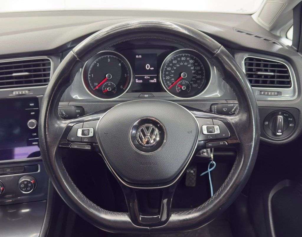 2017 VOLKSWAGEN GOLF 2017 VOLKSWAGEN GOLF