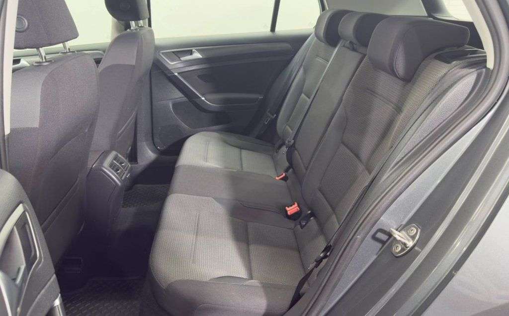 2017 VOLKSWAGEN GOLF 2017 VOLKSWAGEN GOLF