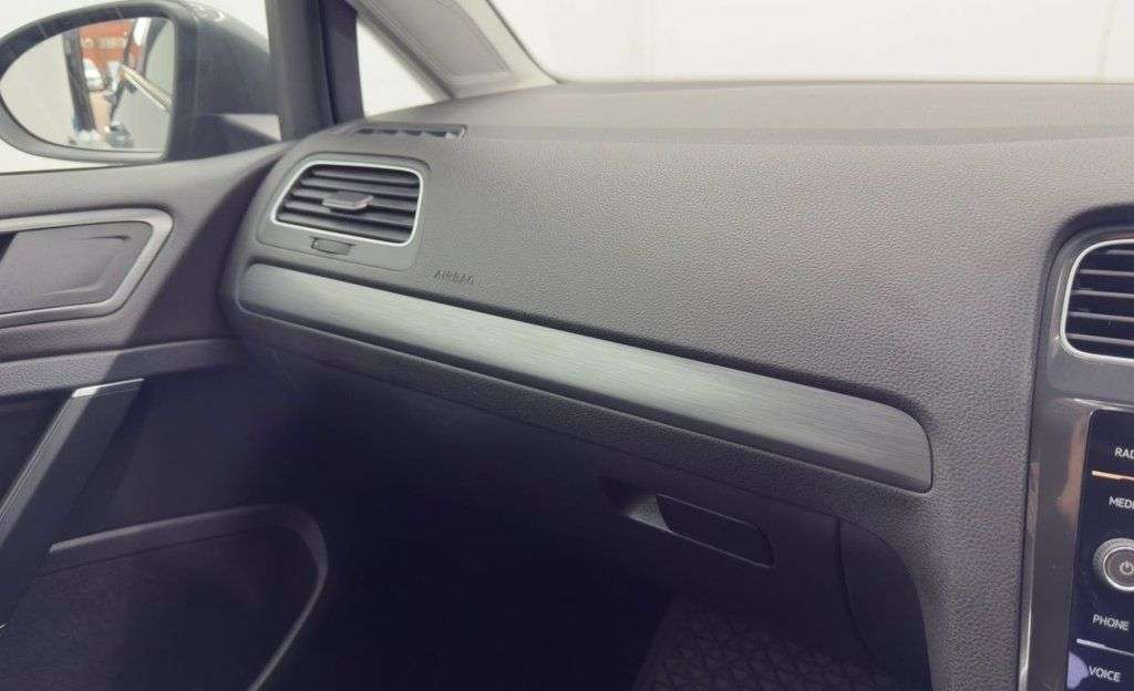 2017 VOLKSWAGEN GOLF 2017 VOLKSWAGEN GOLF