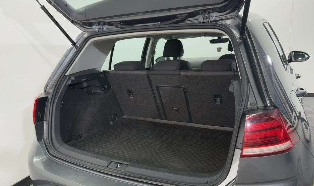 2017 VOLKSWAGEN GOLF 2017 VOLKSWAGEN GOLF