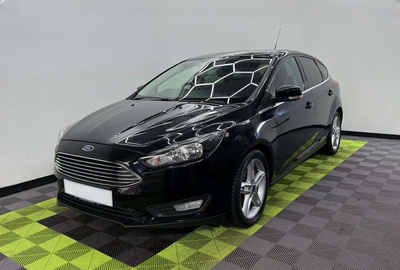 A 2016 FORD FOCUS 1.5 TDCi Zetec Hatchback 5dr Diesel Manual Euro 6 (s/s) (120 ps) A 2016 FORD FOCUS 1.5 TDCi Zetec Hatchback 5dr Diesel Manual Euro 6 (s/s) (120 ps)