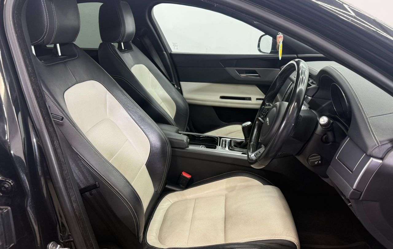 2016 JAGUAR XF 2016 JAGUAR XF