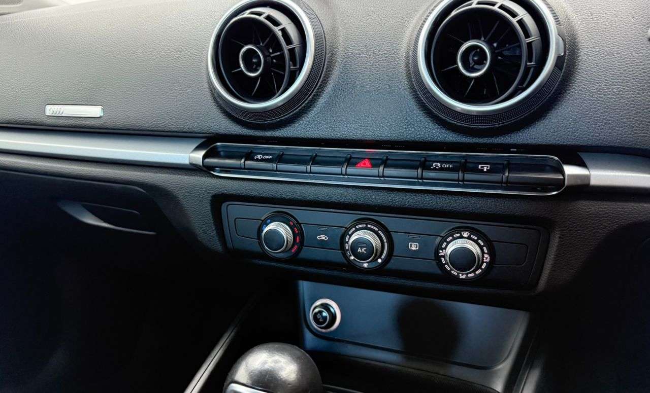 2016 AUDI A3 2016 AUDI A3