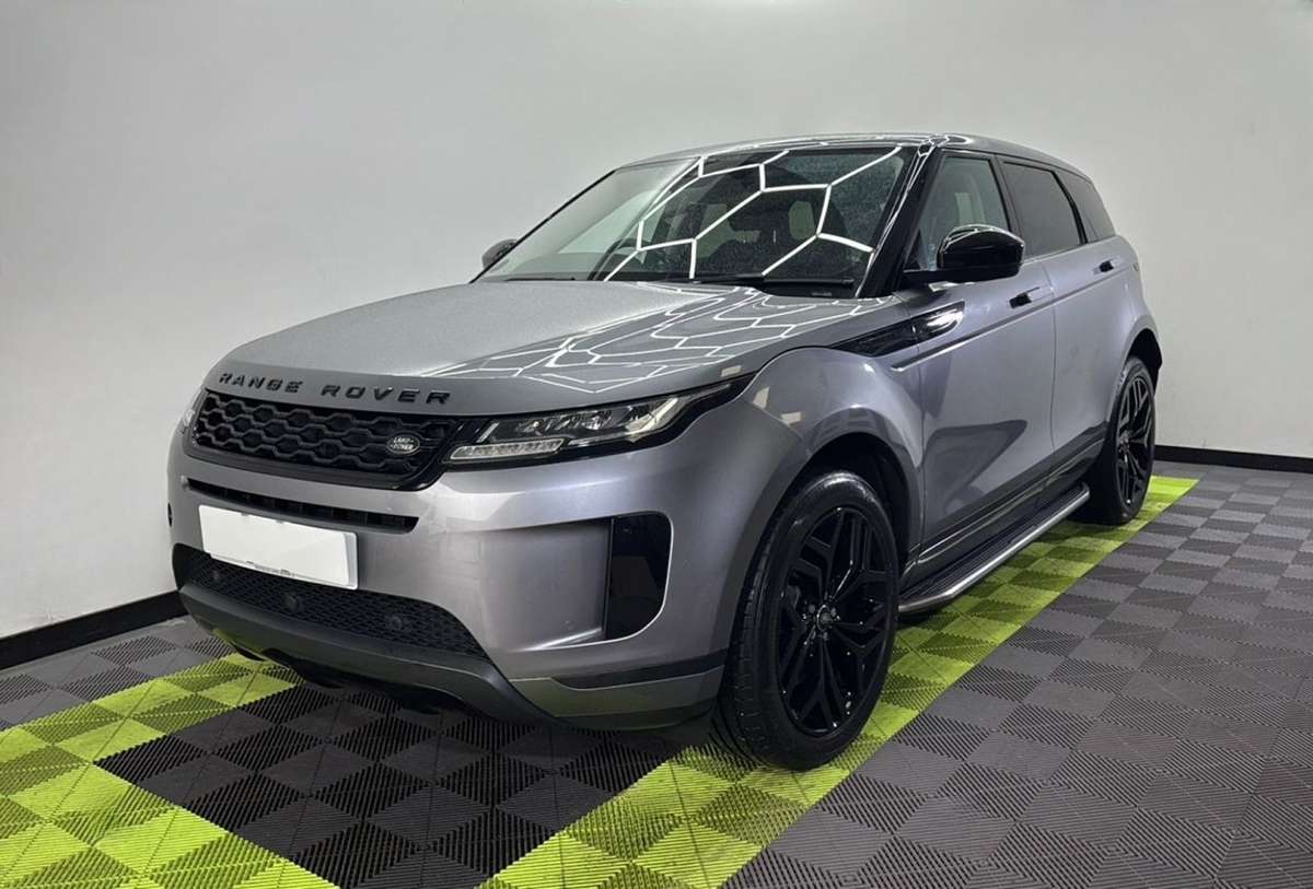 Check out this Land Rover Range Rover Evoque 2019 Diesel Manual