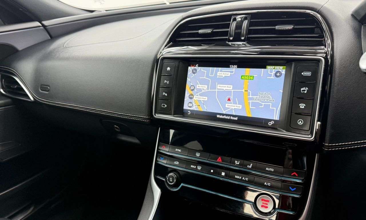 2017 JAGUAR XE 2017 JAGUAR XE