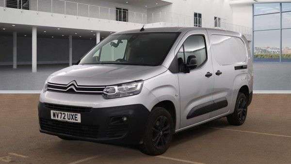 Check out this Citroen Berlingo 2022 Diesel Manual