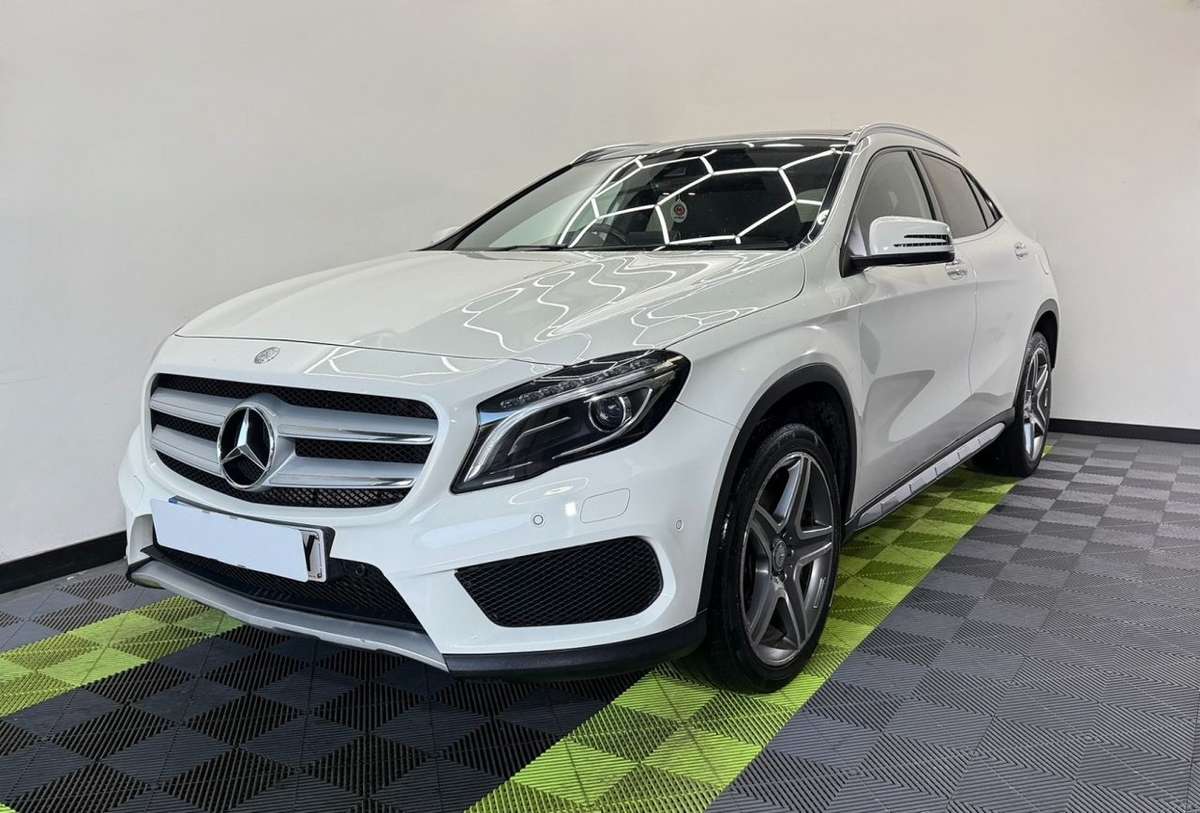 Check out this Mercedes-benz Gla Diesel Automatic