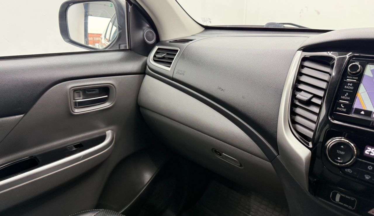 2017 MITSUBISHI L200 2017 MITSUBISHI L200