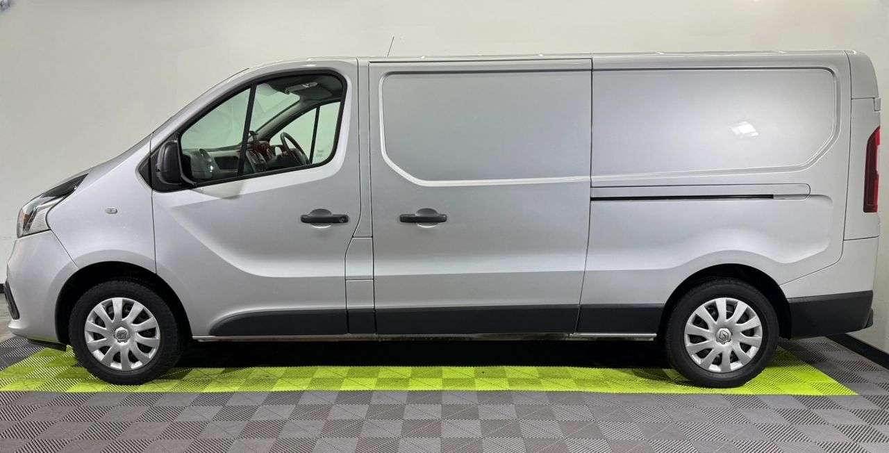 2018 RENAULT TRAFIC 2018 RENAULT TRAFIC