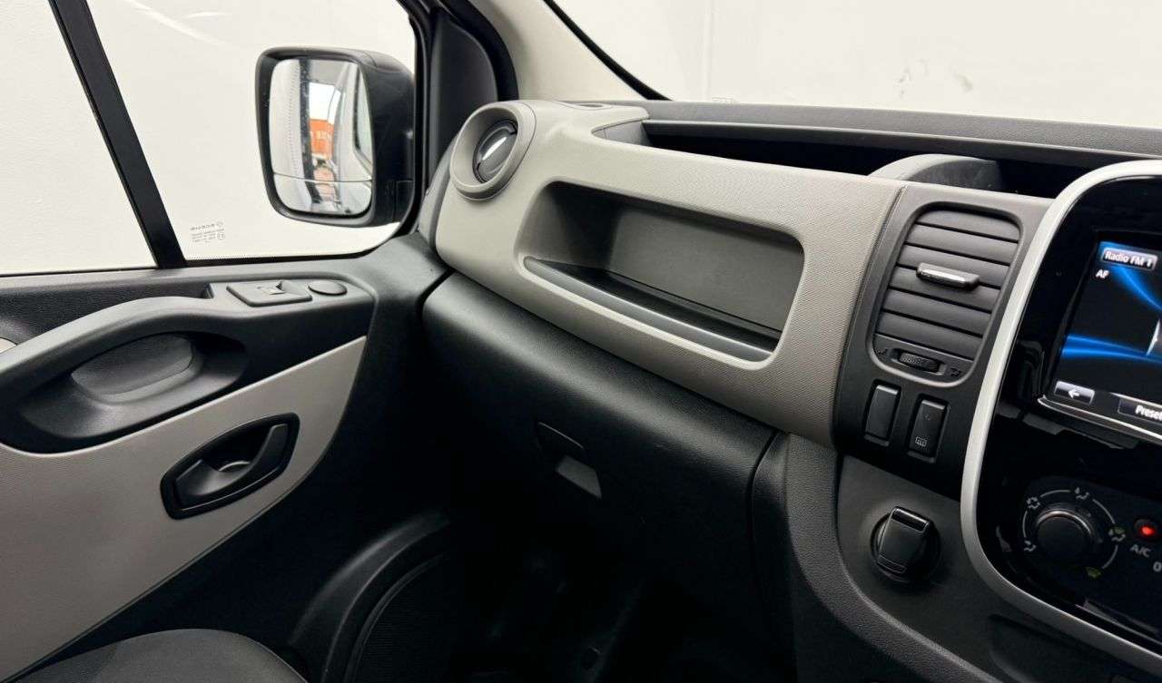 2018 RENAULT TRAFIC 2018 RENAULT TRAFIC