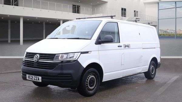A 2021 VOLKSWAGEN TRANSPORTER 2.0 TDI T32 Startline Panel Van 5dr Diesel Manual FWD LWB Euro 6 (s/s) (110 A 2021 VOLKSWAGEN TRANSPORTER 2.0 TDI T32 Startline Panel Van 5dr Diesel Manual FWD LWB Euro 6 (s/s) (110