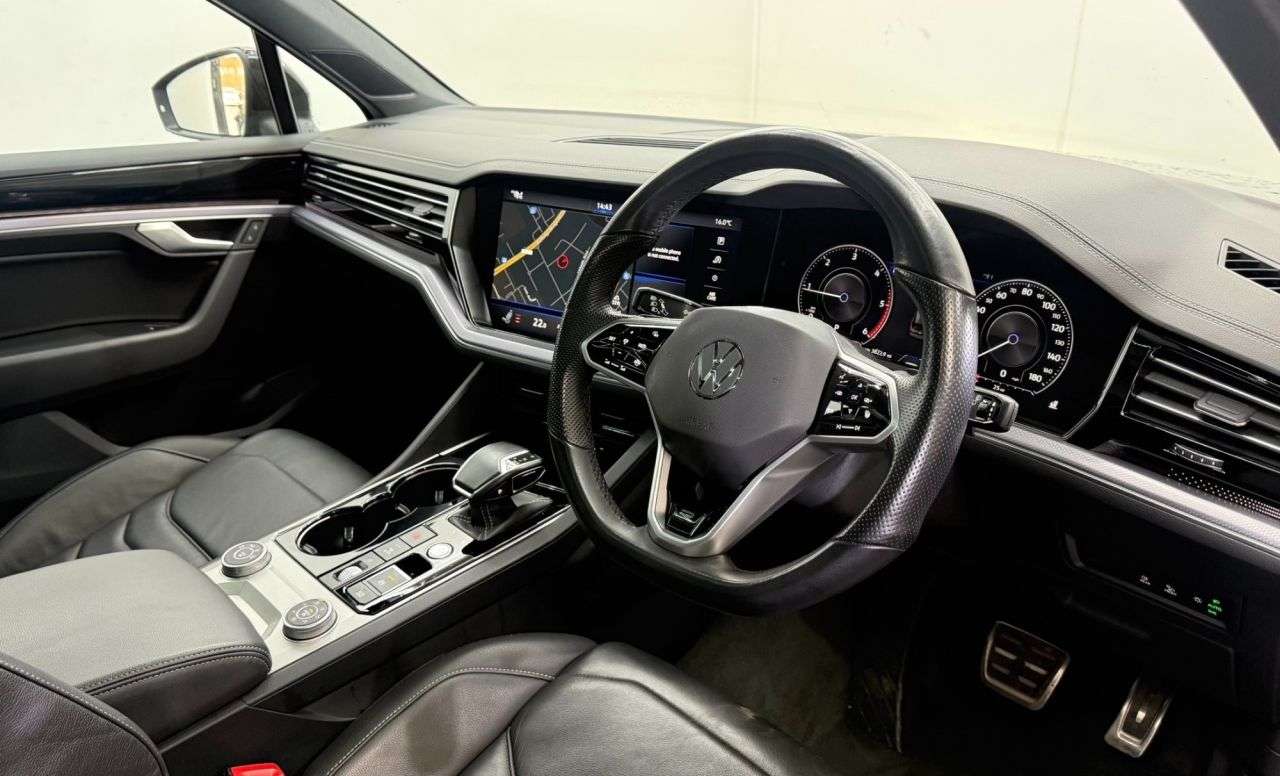 2023 VOLKSWAGEN TOUAREG 2023 VOLKSWAGEN TOUAREG