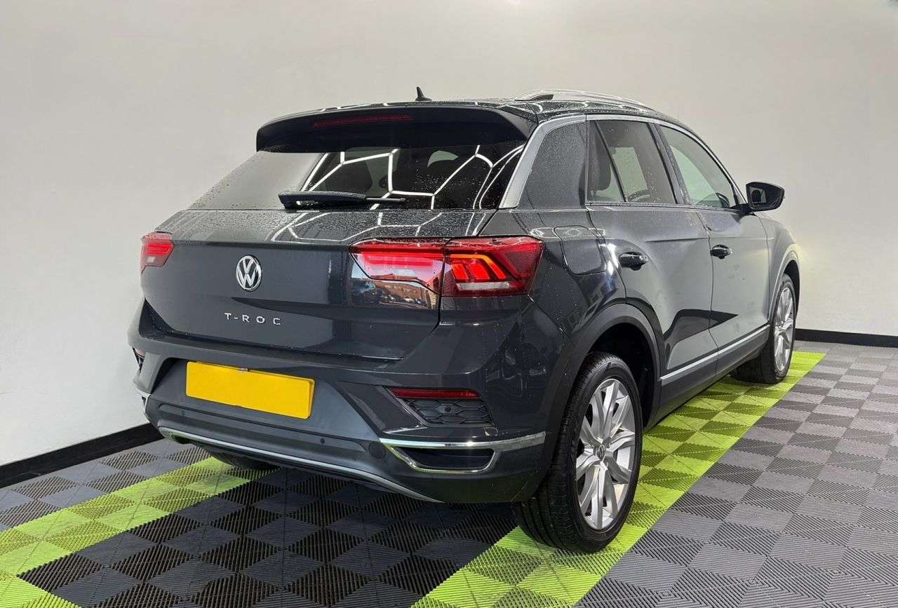 A 2019 VOLKSWAGEN T-ROC 1.5 TSI GPF EVO SEL SUV 5dr Petrol Manual Euro 6 (s/s) (150 ps) A 2019 VOLKSWAGEN T-ROC 1.5 TSI GPF EVO SEL SUV 5dr Petrol Manual Euro 6 (s/s) (150 ps)