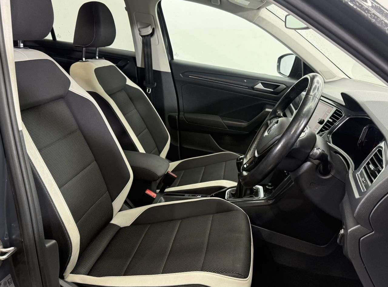 2019 VOLKSWAGEN T-ROC 2019 VOLKSWAGEN T-ROC